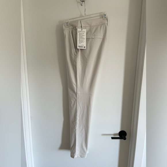 Lululemon Commission Pant Slim in Bone white - Picture 1 of 5